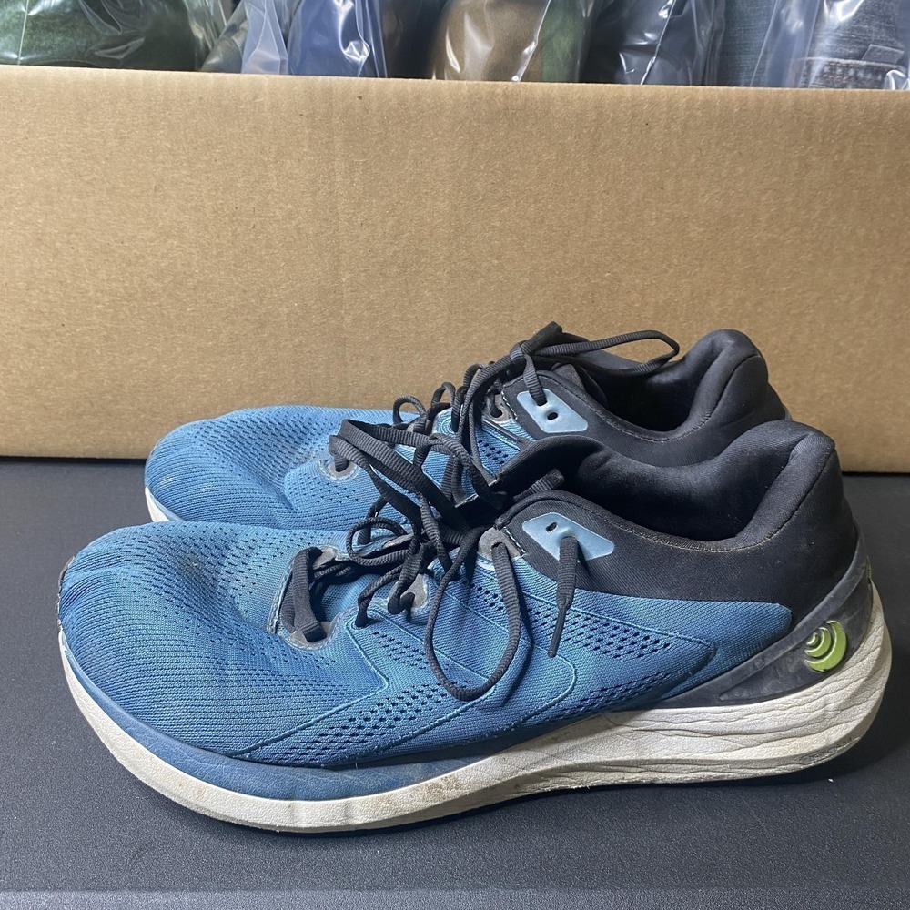 Topo Athletic Phantom 2 Shoes Mens Size 12 Blue Black Running Sneakers 5mm Drop